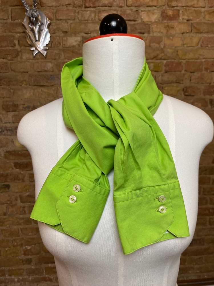 Ärmel - Schal in Grün - nachhaltige Upcycling Mode von Beverly - Berlin