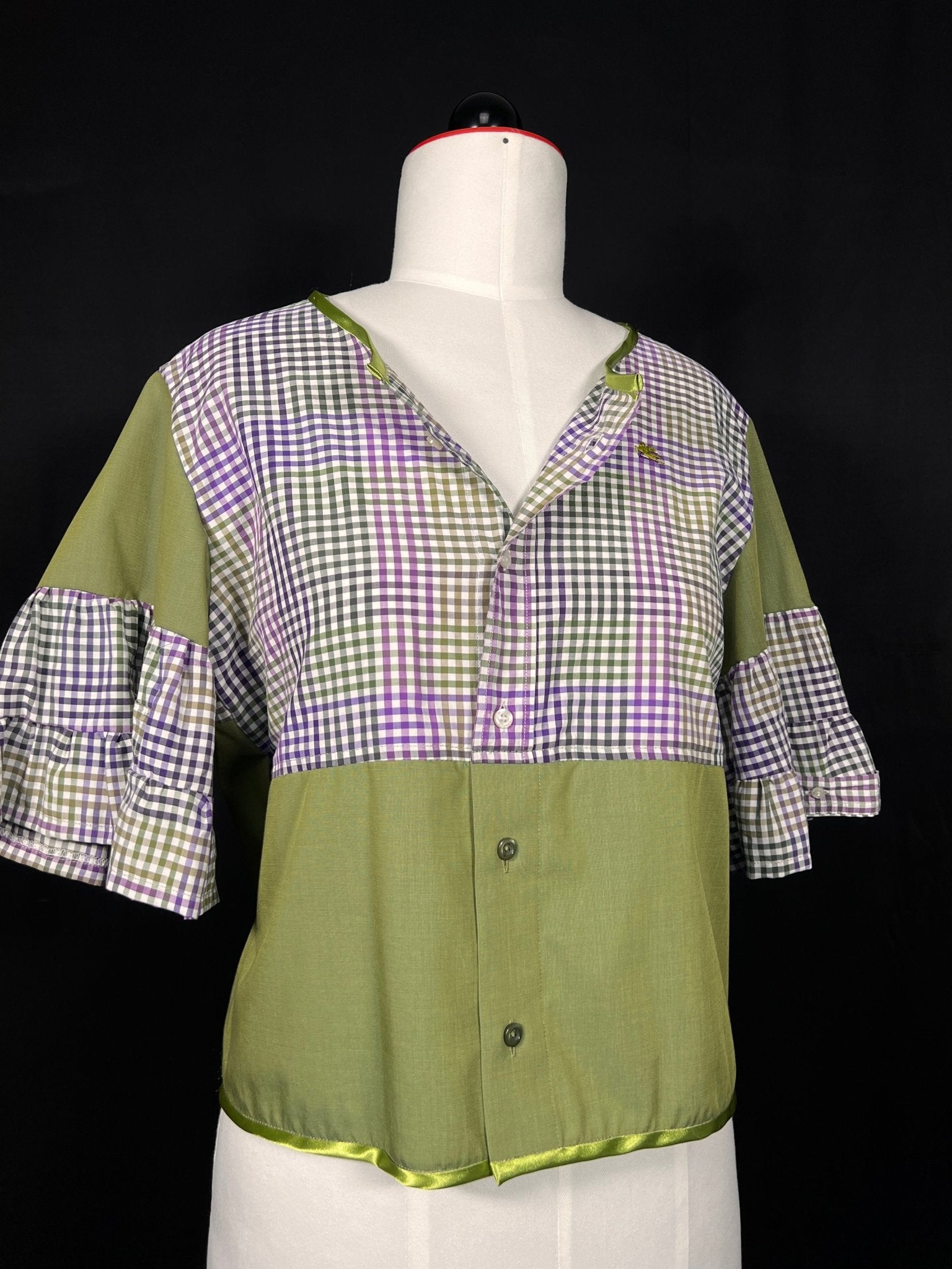 Upcycling Bluse – Dein einzigartiges Fashion - Highlight - nachhaltige Upcycling Mode von Beverly - Berlin