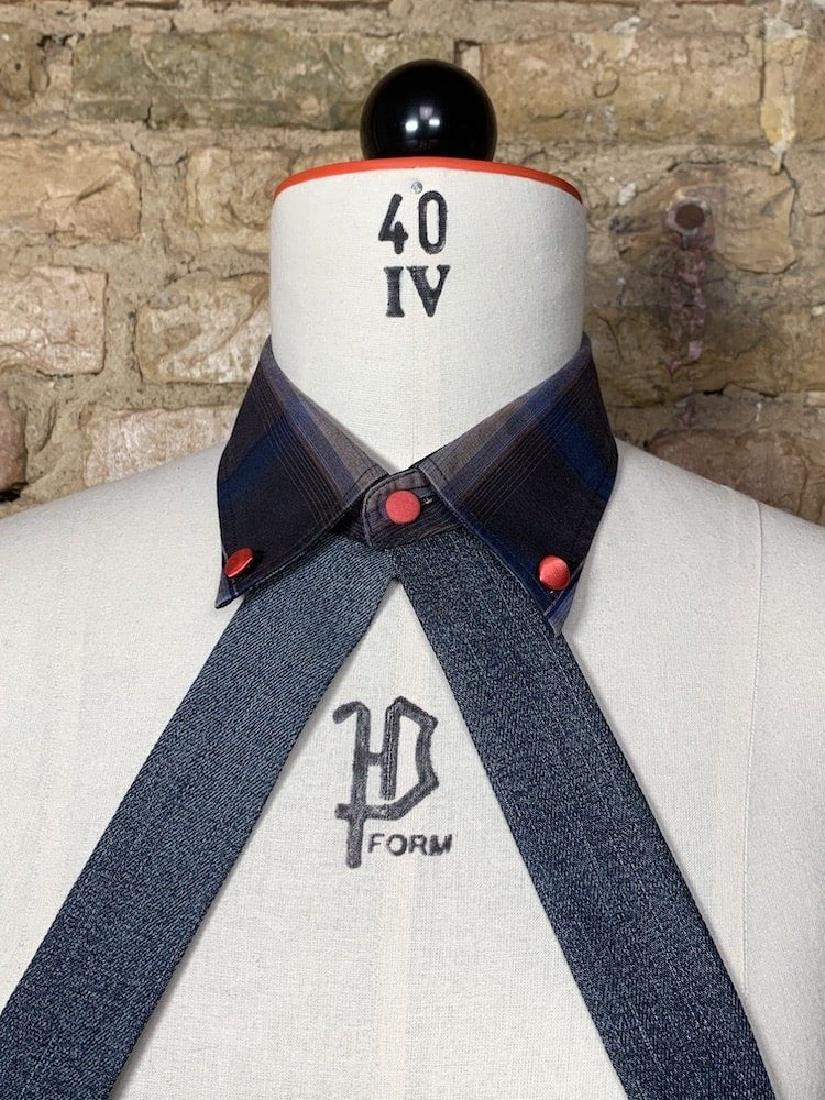 Kragencollier mit Jeansbändern - nachhaltige Upcycling Mode von Beverly - Berlin