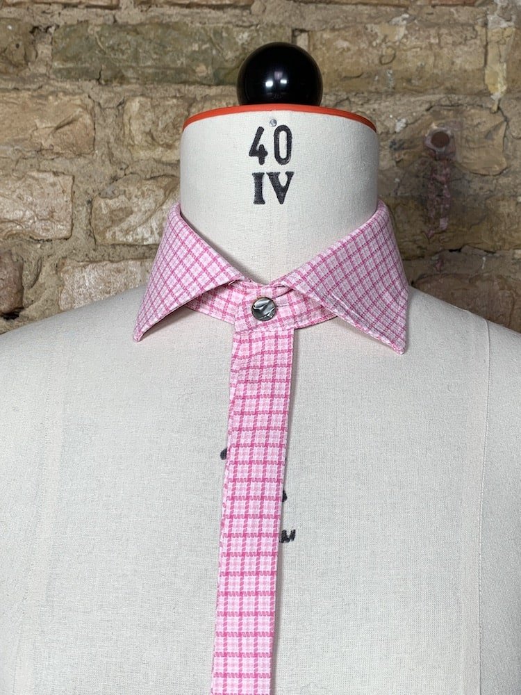 Pink as Pink can be Kragencollier - nachhaltige Upcycling Mode von Beverly - Berlin