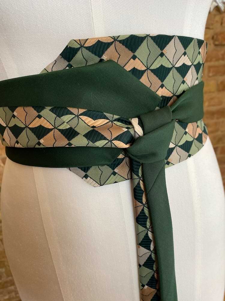 Wrap belt in green