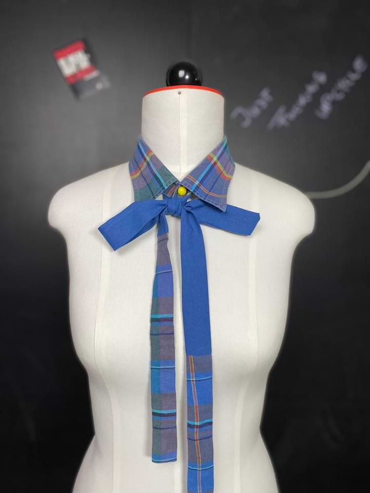 karierter Kragen in Blau - nachhaltige Upcycling Mode von Beverly - Berlin