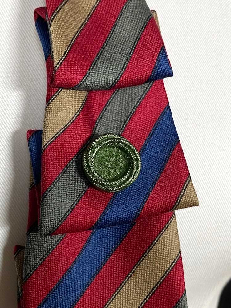 gestreiftes Schlipscollier - nachhaltige Upcycling Mode von Beverly - Berlin