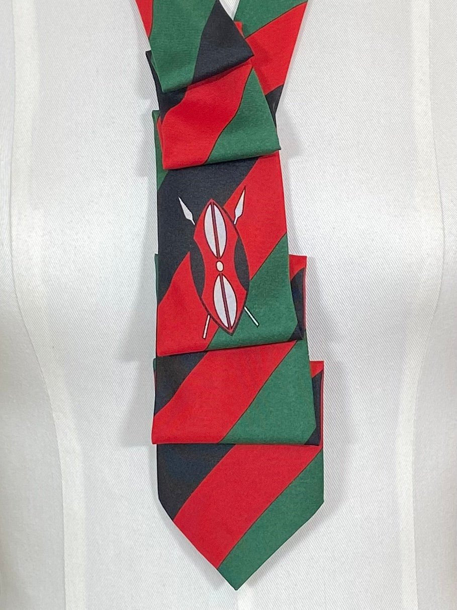 Upcycling - Schlipscollier in Rot, Grün und Schwarz - nachhaltige Upcycling Mode von Beverly - Berlin