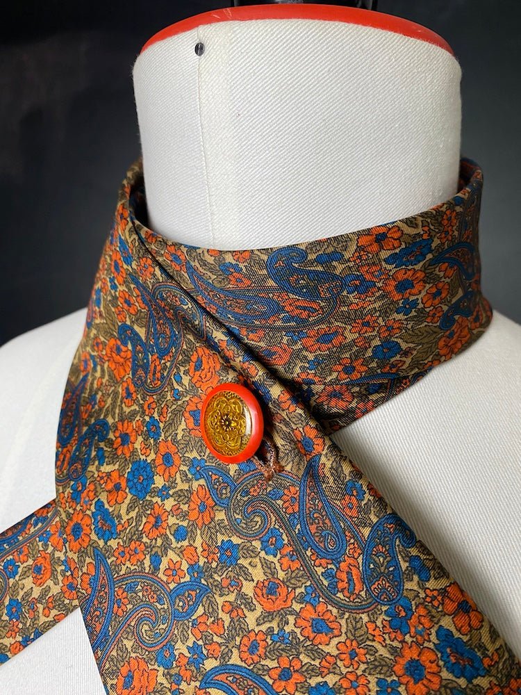 geblümter Schlips - Schal - nachhaltige Upcycling Mode von Beverly - Berlin