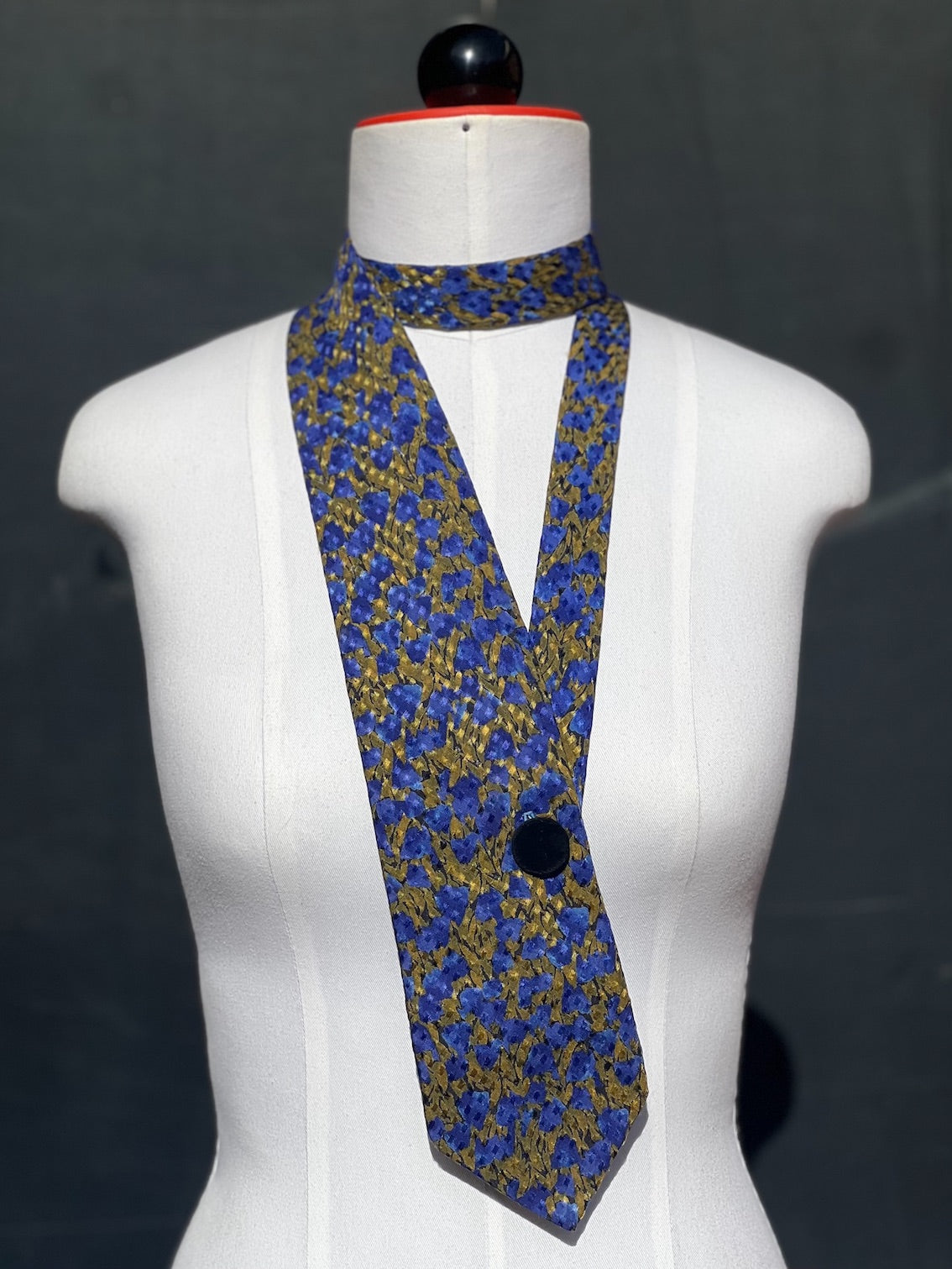 Tie scarf Wild Indigo