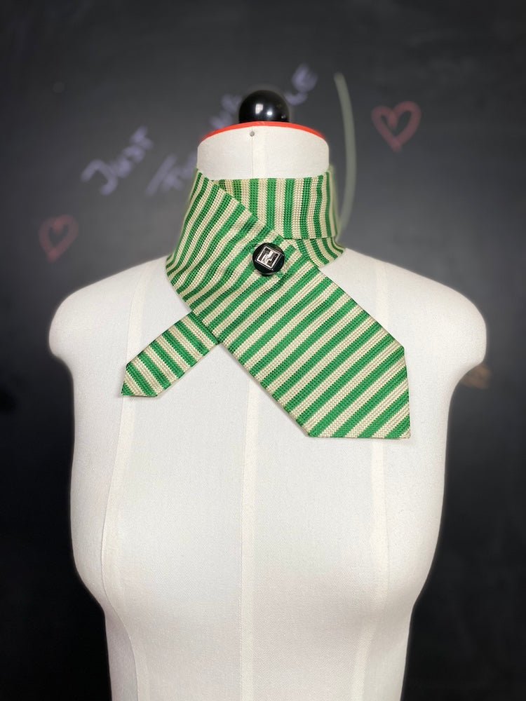 Besondere Upcycling - Schlipsschal – Grüner Chic - nachhaltige Upcycling Mode von Beverly - Berlin