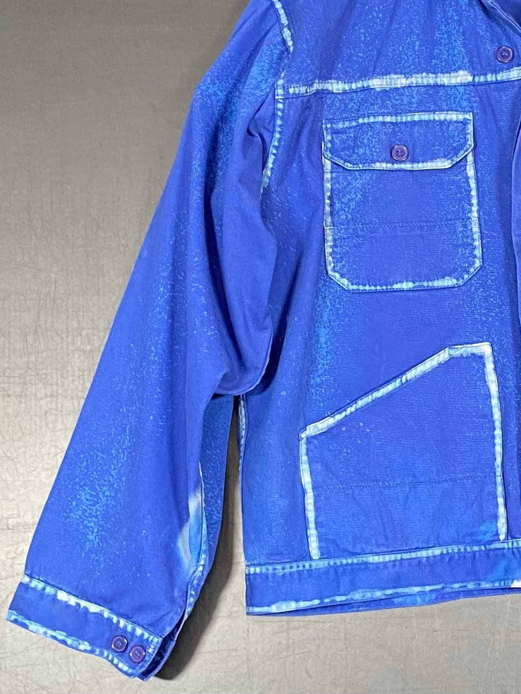 Coole Arbeitsjacke mit neuen Vibes - nachhaltige Upcycling Mode von Beverly - Berlin