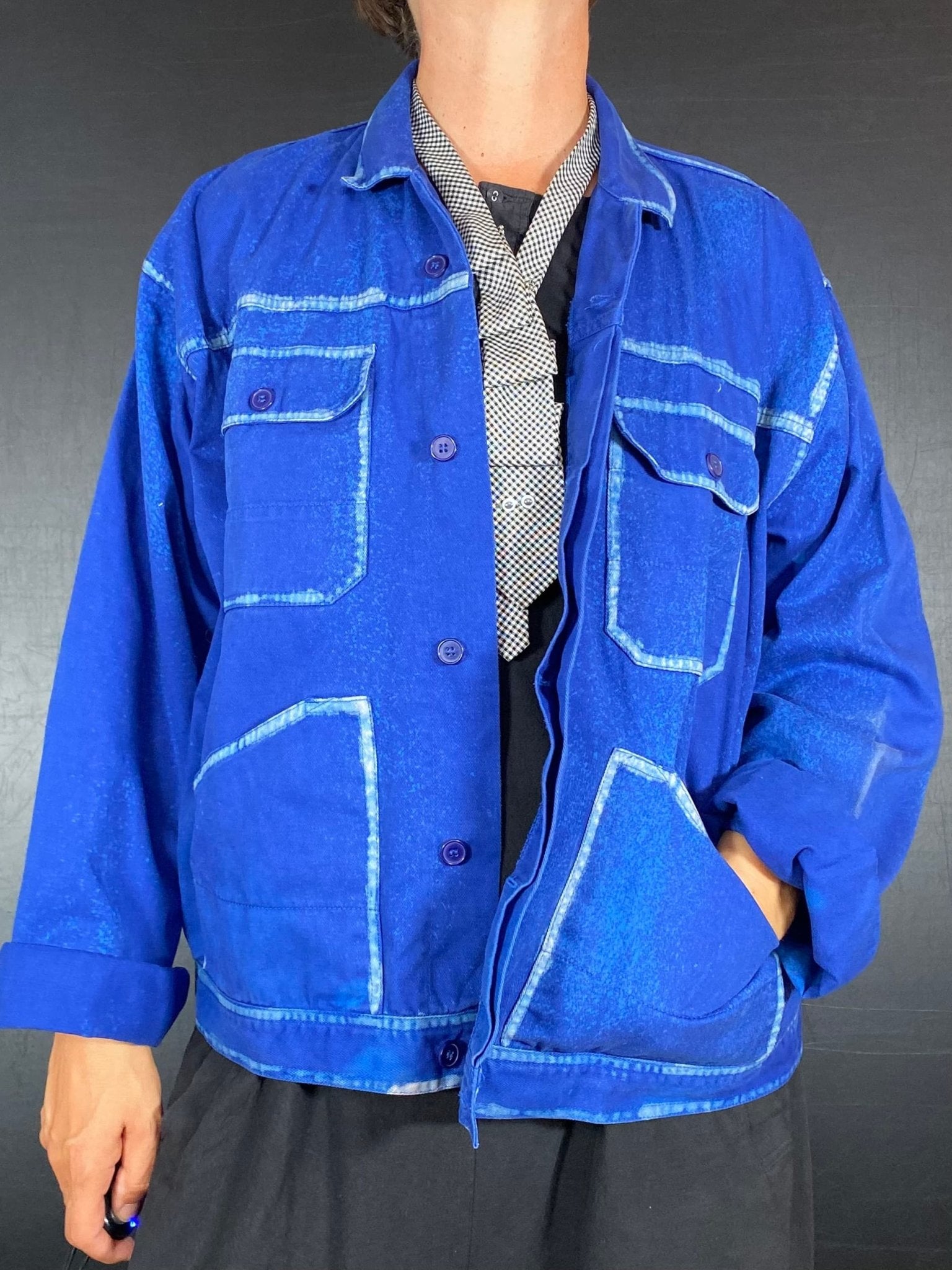 Coole Arbeitsjacke mit neuen Vibes - nachhaltige Upcycling Mode von Beverly - Berlin