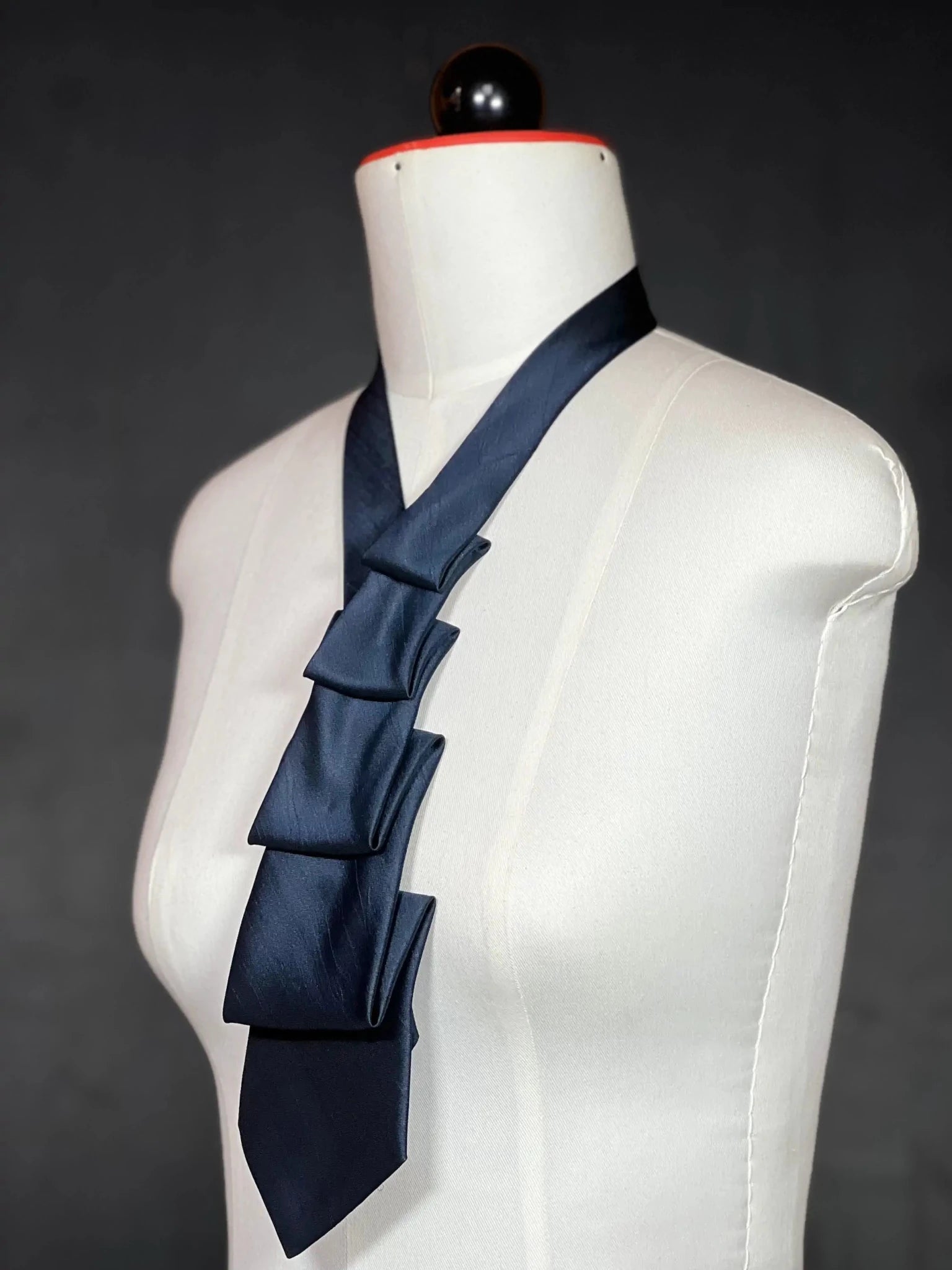 Dark Edge – Schlipscollier Schlipscollier - nachhaltige Mode und Accessoires von Beverly - Berlin
