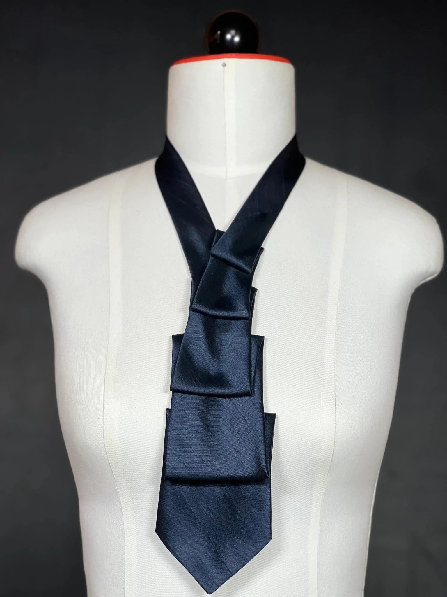 Dark Edge – Schlipscollier Schlipscollier - nachhaltige Mode und Accessoires von Beverly - Berlin