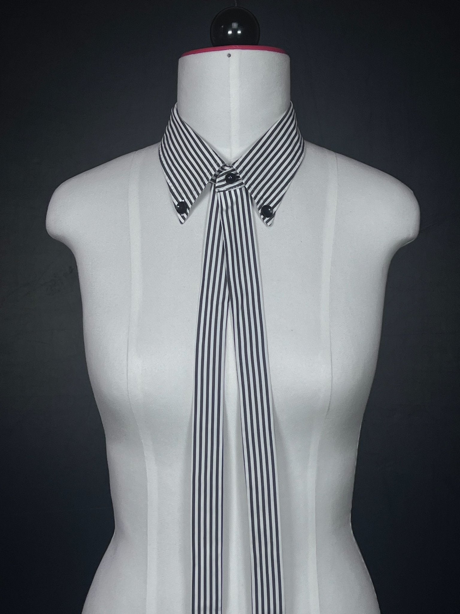 Kragencollier Black Stripe – Minimalismus mit Kante - Beverly-Berlin