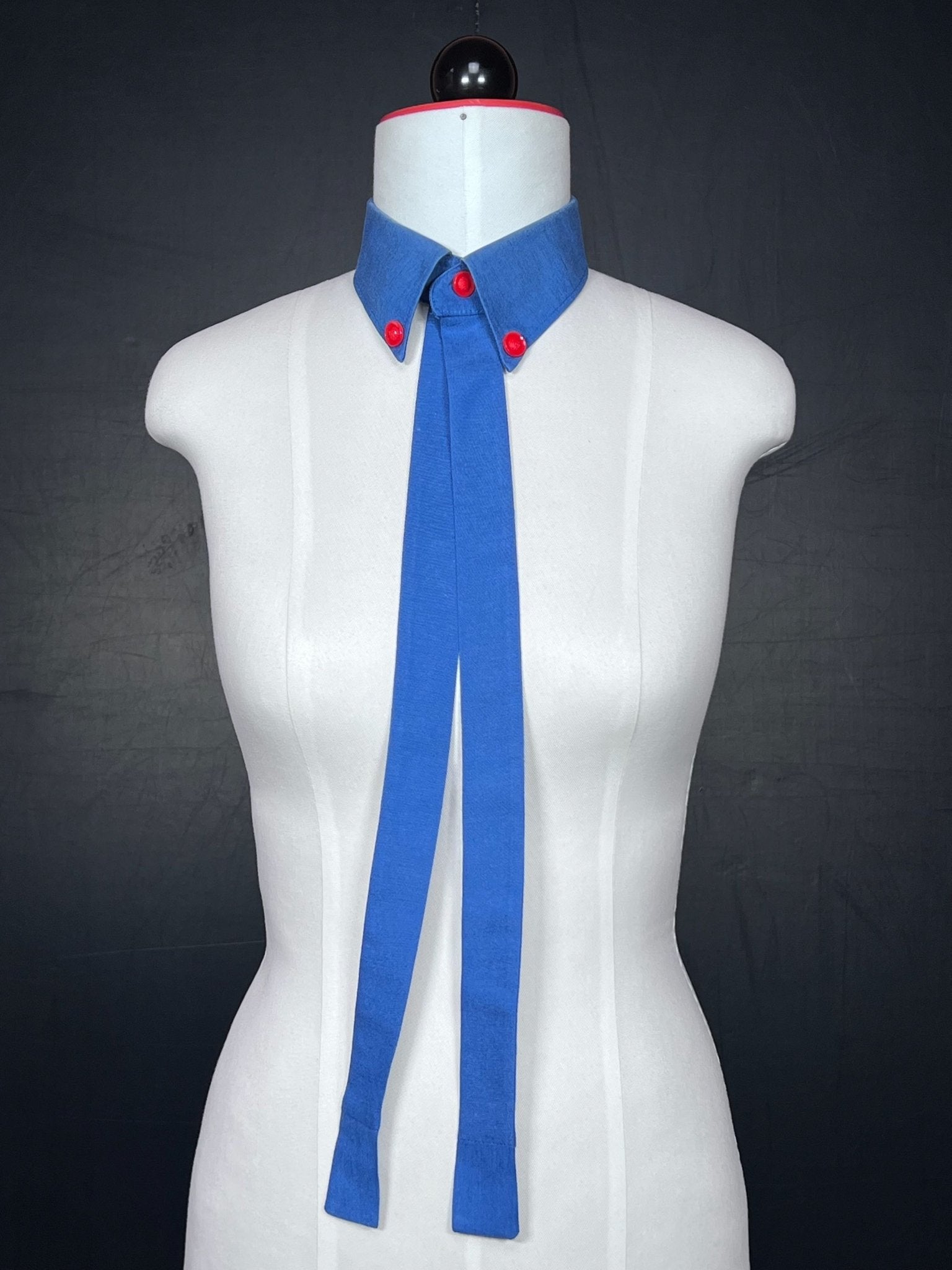 Kragencollier Easy Blue – Edel & Cool - nachhaltige Mode und Accessoires von Beverly - Berlin