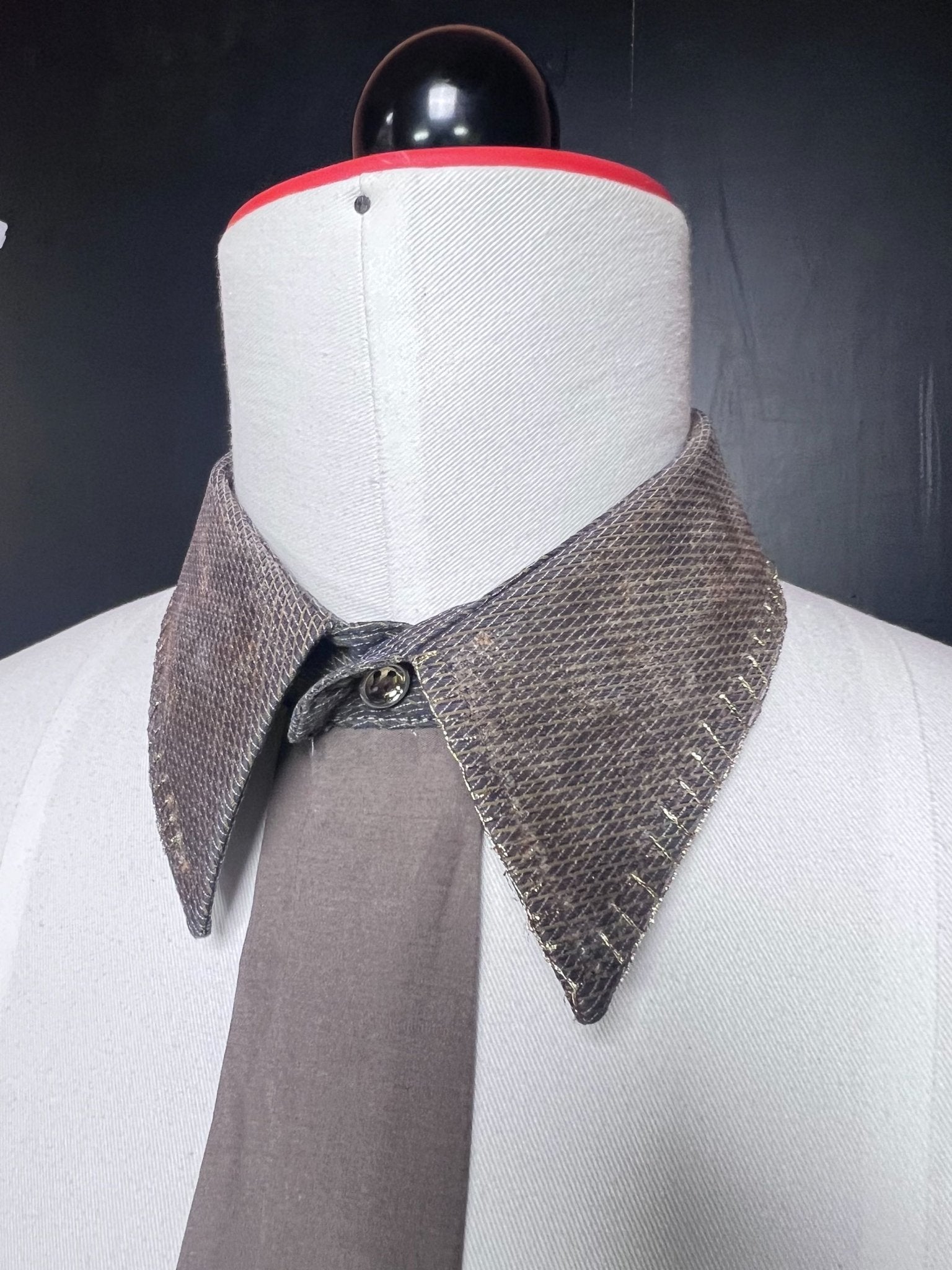 Kragencollier Gold Power – getarnt schön & glitzernd Gold - Beverly-Berlin