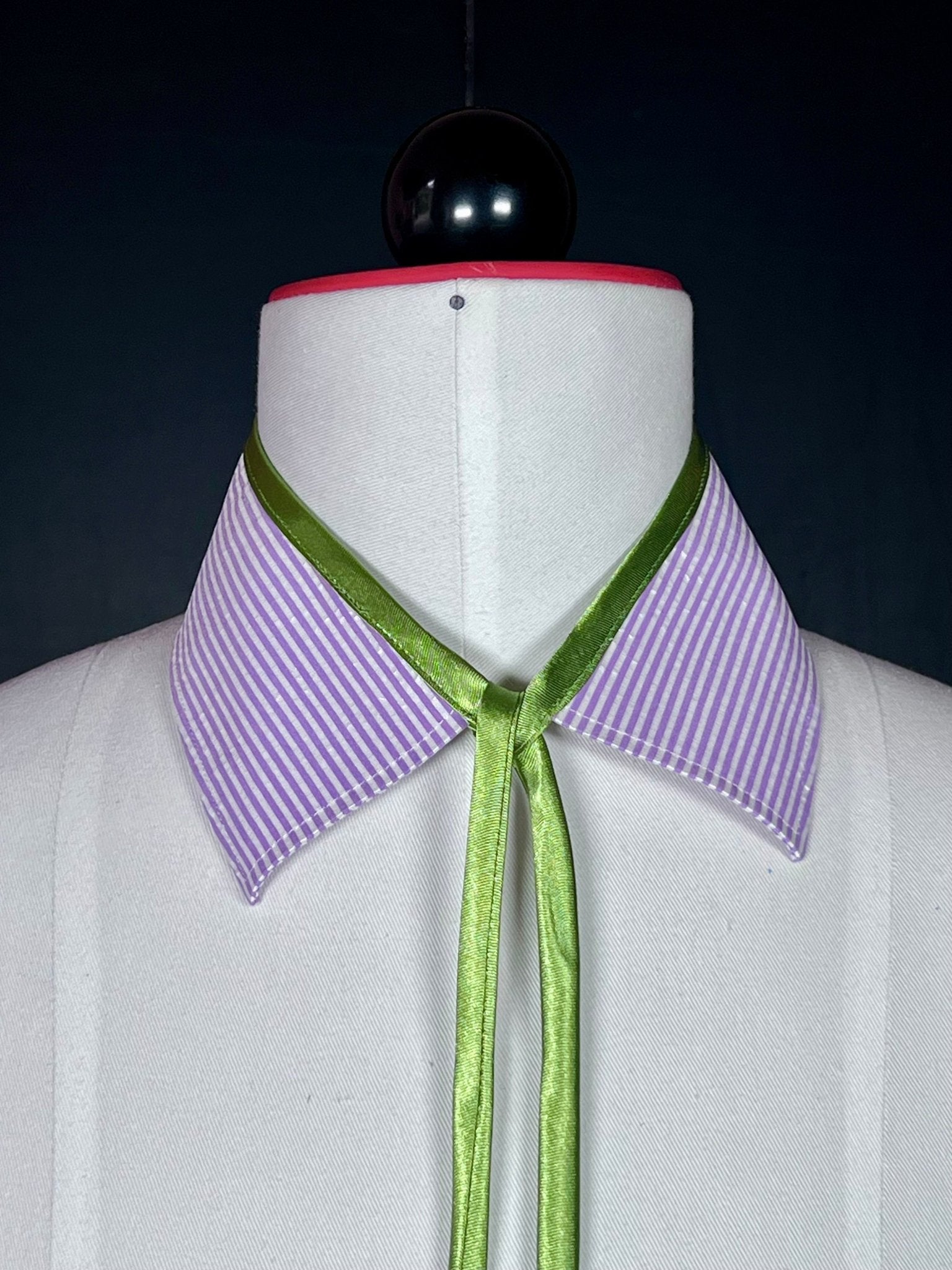 Kragencollier Lilac Shine – Soft Look, Strong Statement - nachhaltige Mode und Accessoires von Beverly - Berlin