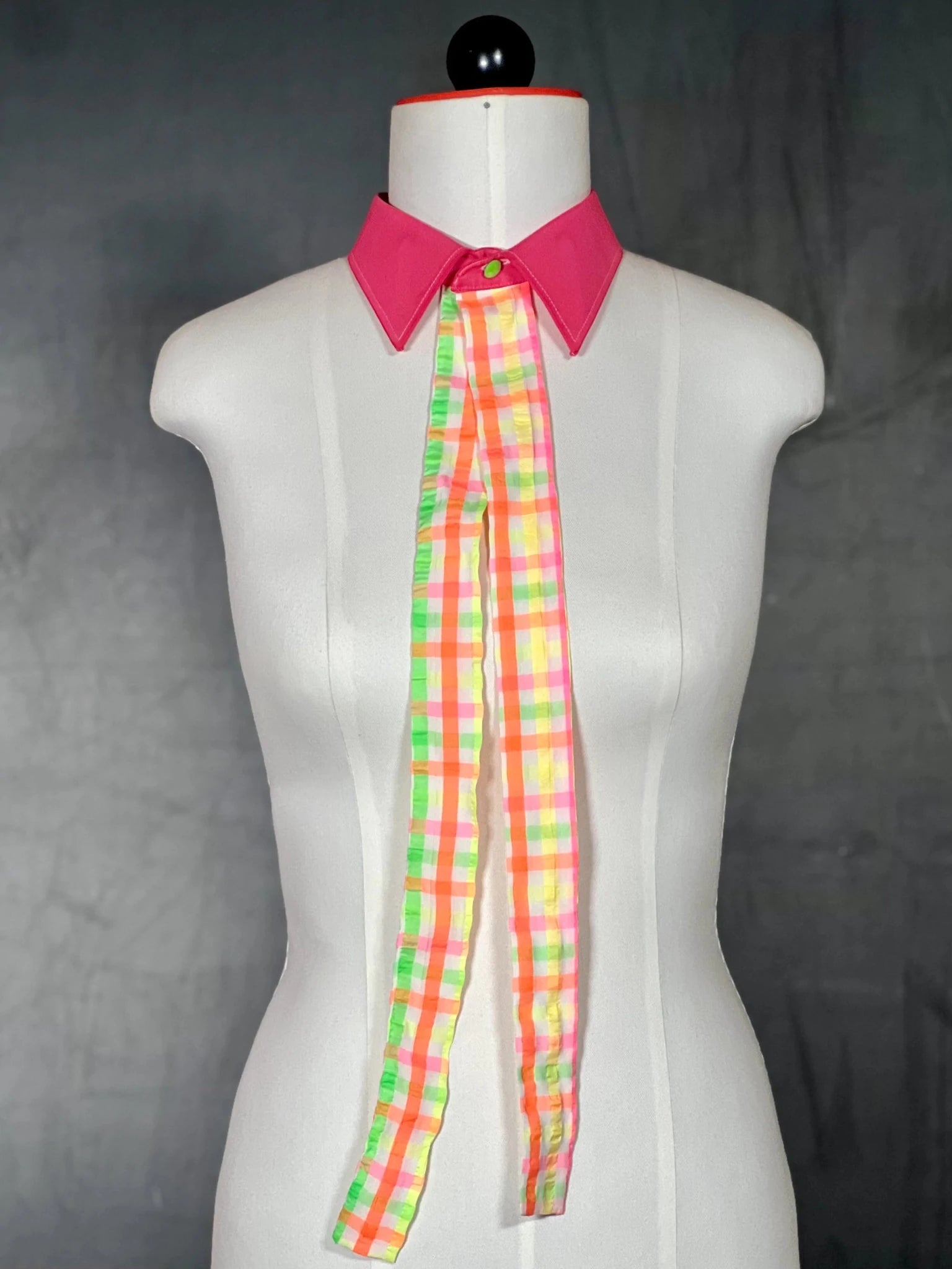 🌈 Kragencollier „Neon Attitude“ - nachhaltige Mode und Accessoires von Beverly - Berlin