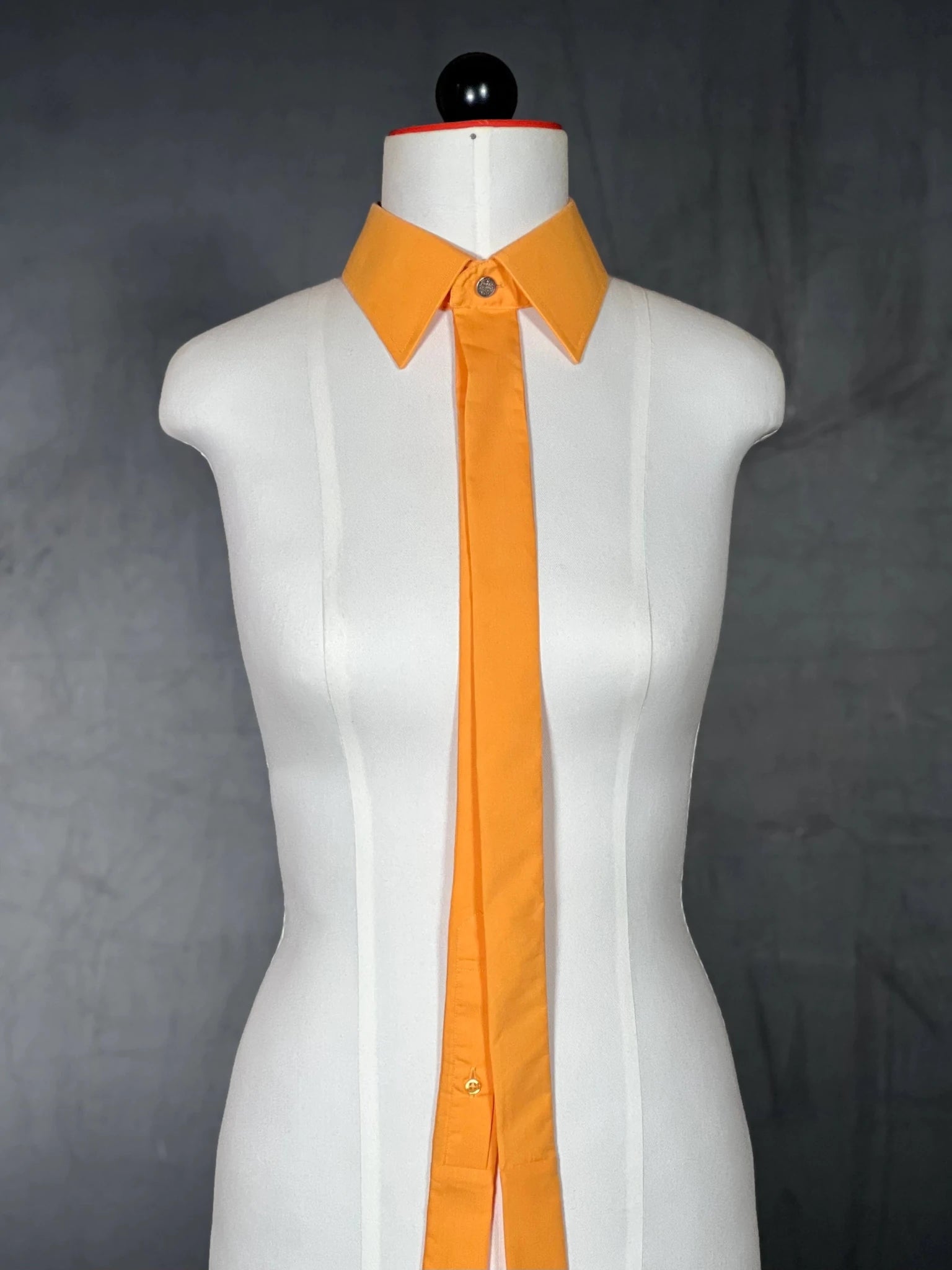 Kragencollier „Sunny Bow“ – Strahlendes Orange - nachhaltige Mode und Accessoires von Beverly - Berlin