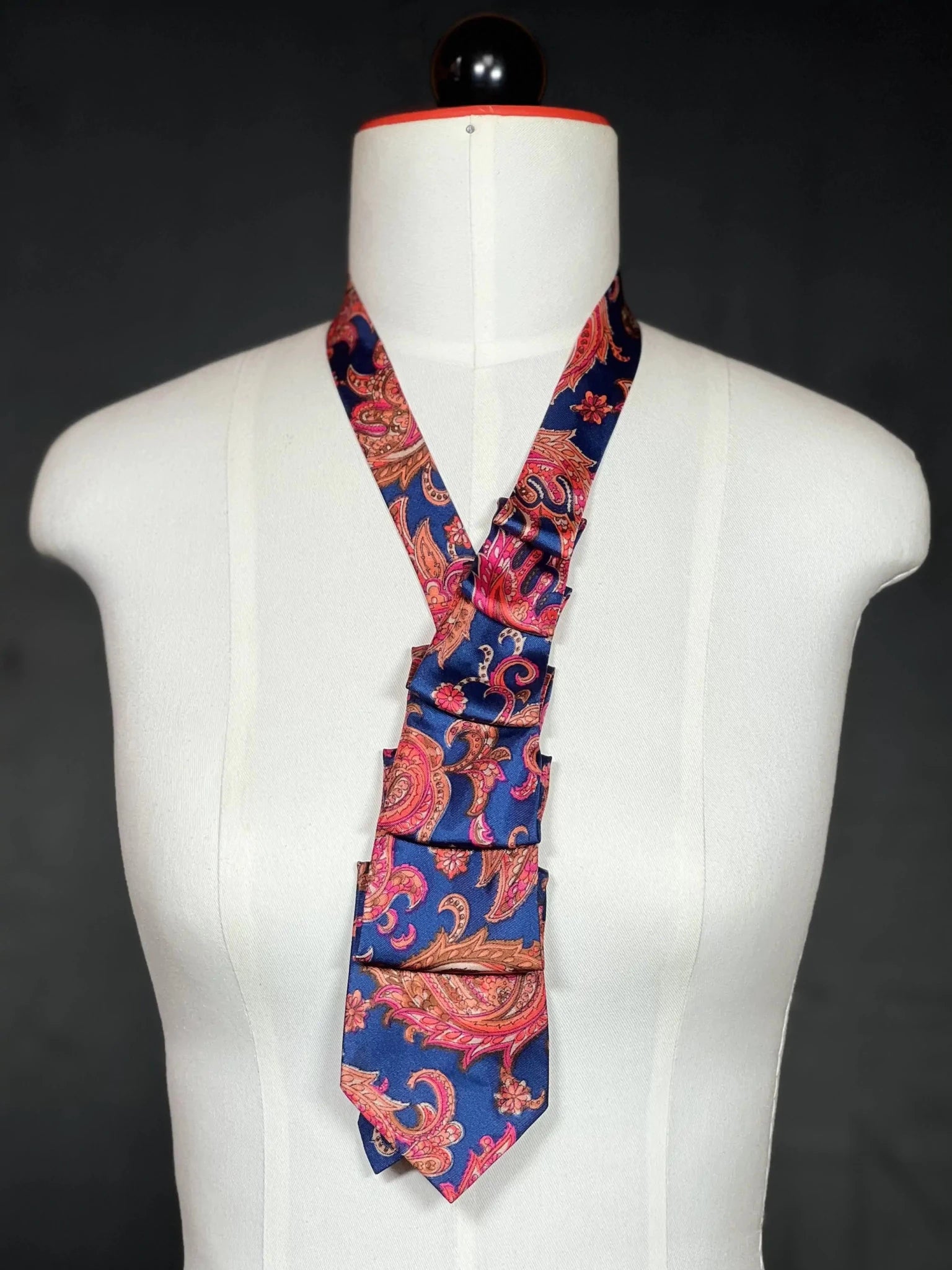 Royal Rebel – Schlipscollier Schlipscollier - nachhaltige Mode und Accessoires von Beverly - Berlin