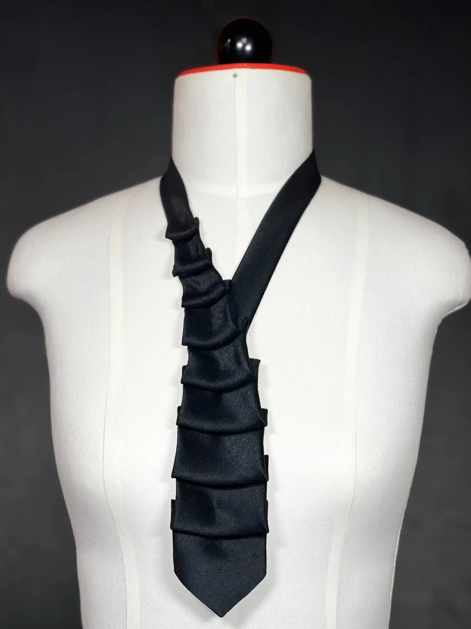 Schlipscollier - Noir Attitude Schlipscollier - nachhaltige Mode und Accessoires von Beverly - Berlin