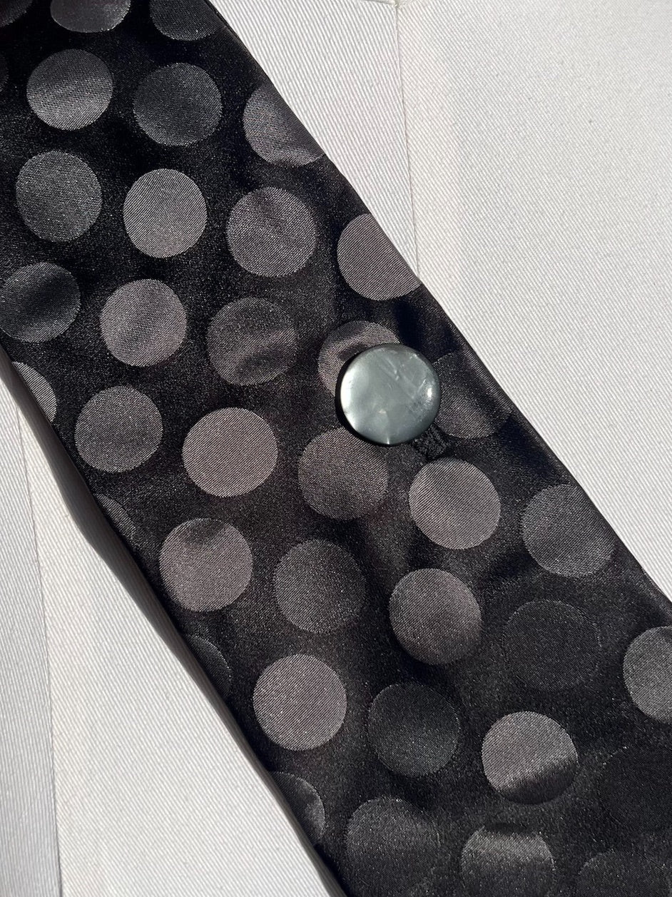 Schlipsschal Dot Noir Schlips Schal- nachhaltige Mode und Accessoires von Beverly-Berlin