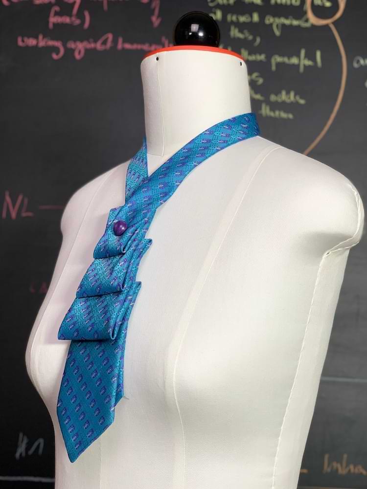 Upcycling Krawatten Collier in Blau - Beverly-Berlin