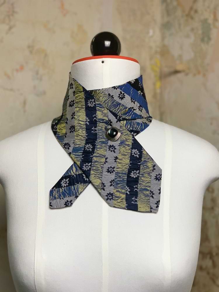 Schlips - Schal, geblümt und gestreift - nachhaltige Upcycling Mode von Beverly - Berlin