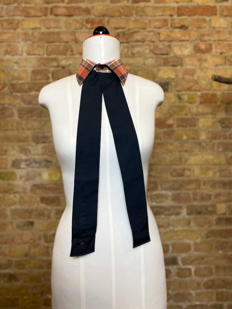 Orange kariertes Kragen - Collier - nachhaltige Upcycling Mode von Beverly - Berlin