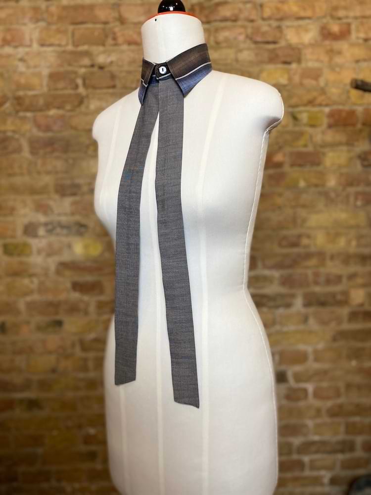 Kragen - Collier in Grau - nachhaltige Upcycling Mode von Beverly - Berlin