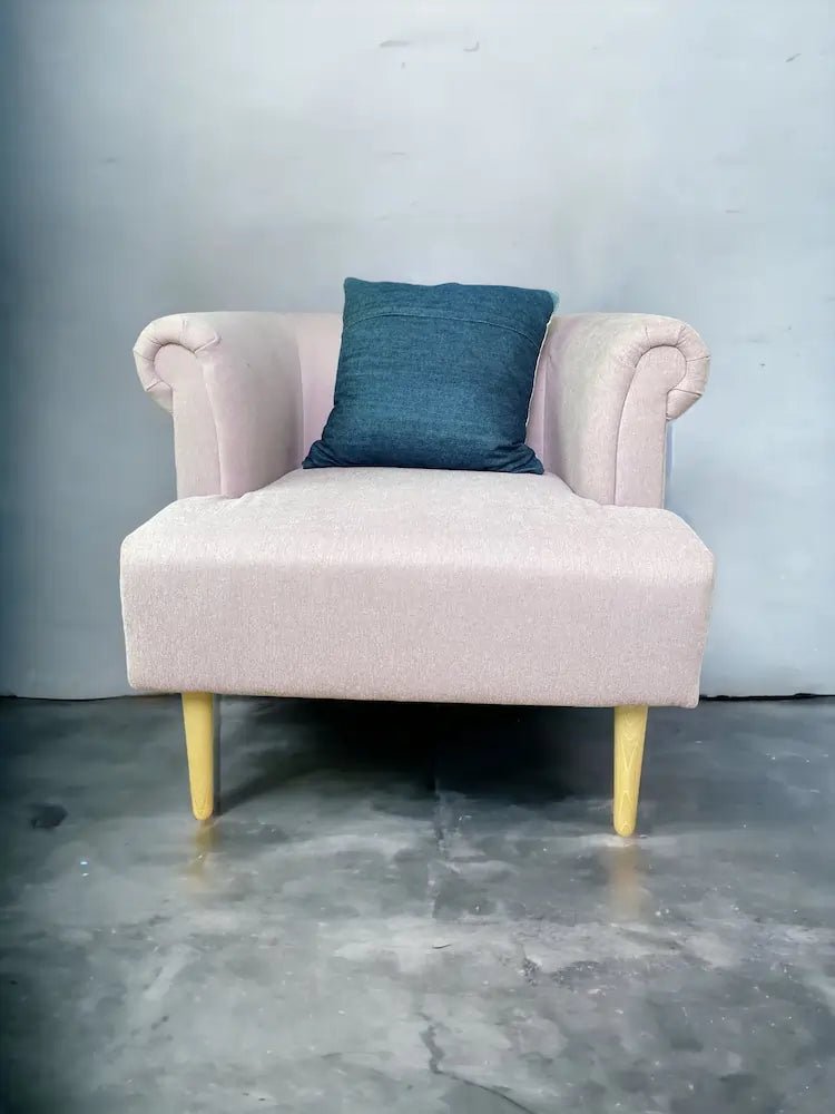 Patchwork Kissen aus Decken - nachhaltige Upcycling Mode von Beverly - Berlin